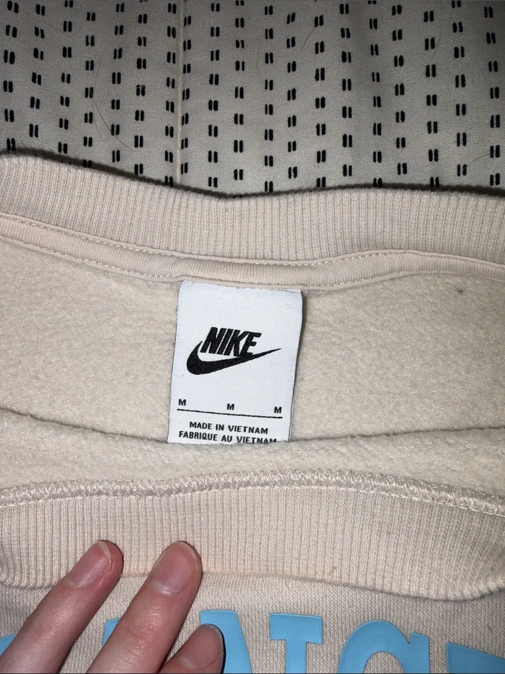 Nike Women's Cream Crewneck Sweatshirt with Light Blue 